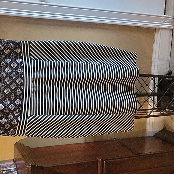 Bundle 5 items for $40 sale - Picture 2 of 6